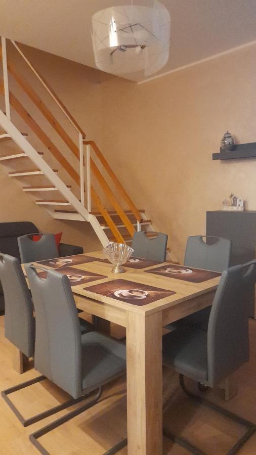 Alley Star Apartment Norma Ngoại thất bức ảnh